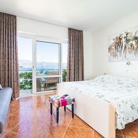 Apartments Nikolina Lumbarda Pokoj fotografie